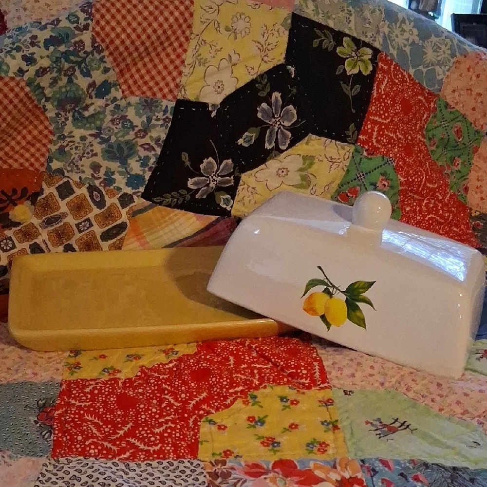 Lemon Design Butter Dish and Tray Set - Picture 3 of 5